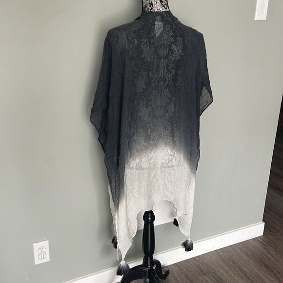 Echo Design Beach Cover up NEW - Picture 2 of 5